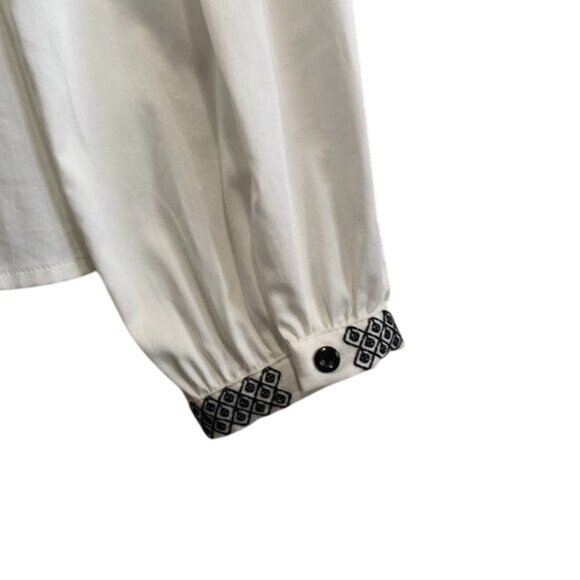 Elizabeth and James Boho Embroidered Bell Sleeve Blouse XS - Picture 6 of 8